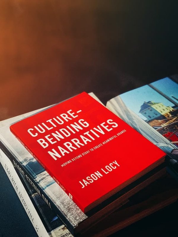 Analyse des techniques narratives dans « Faites entrer l'accusé »